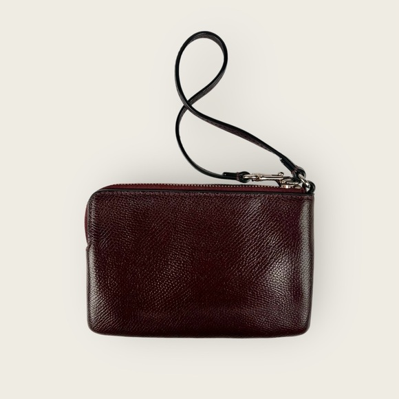 Coach Burgundy Metallic Leather Crossgrain 2 Tone Wristlet - Picture 8 of 12
